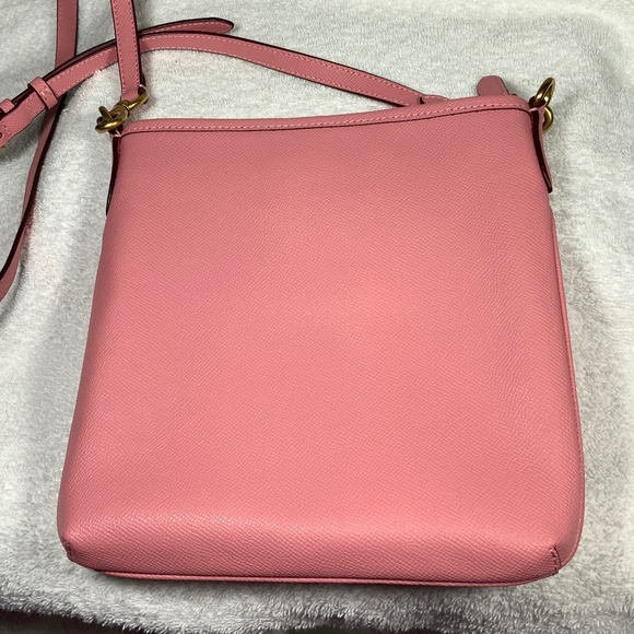 Coach Kitt Messenger CrossbodyBubblegum Pink CC526 - Picture 3 of 14